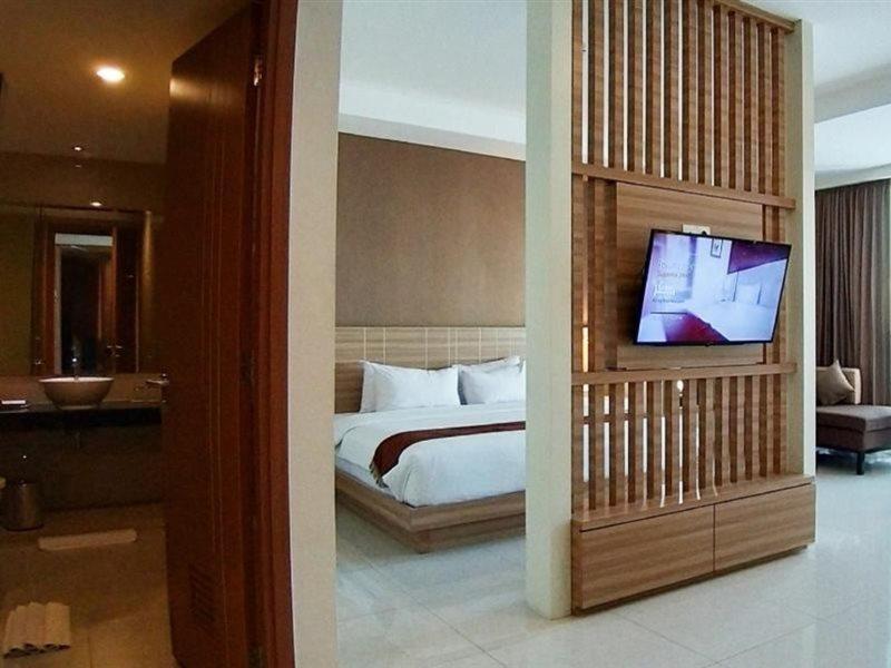 Swiss-Belinn Gajah Mada Medan Exterior foto
