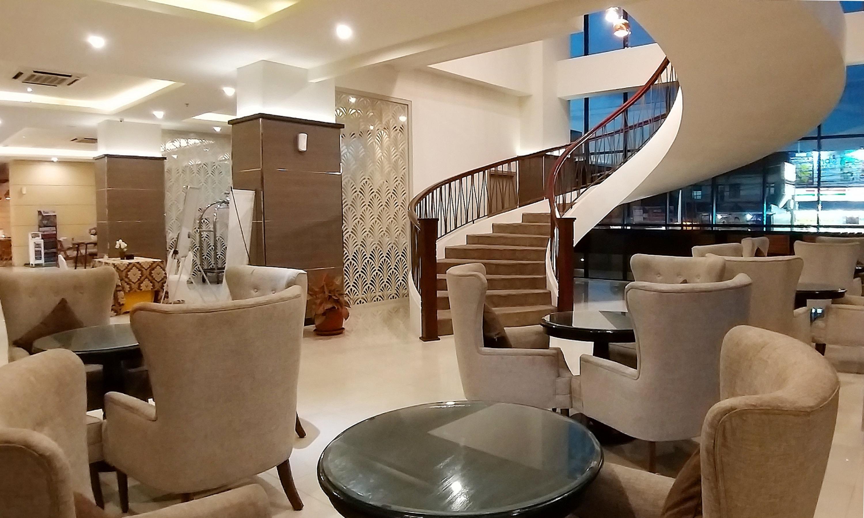 Swiss-Belinn Gajah Mada Medan Exterior foto