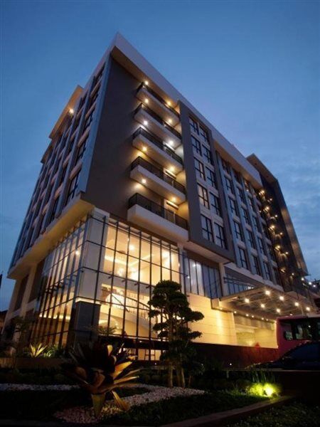 Swiss-Belinn Gajah Mada Medan Exterior foto